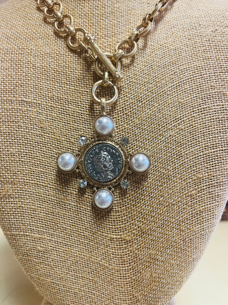 Coin Toggle with Pearl Accent Set