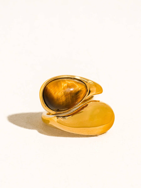 Sloan 18K Gold Non-Tarnish Pearl Wavy Ring: Brown