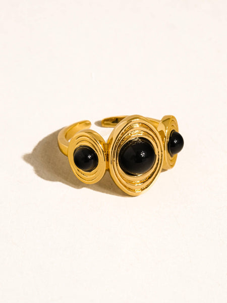 Veona 18K Gold Vintage Tri Stone Ring: Black