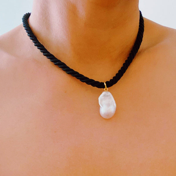 Satin Rope Baroque Pearl Necklace: Black
