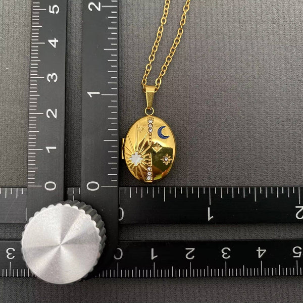 Star Moon locket charm 18K Golden S.Steel Necklace - FGS/MS