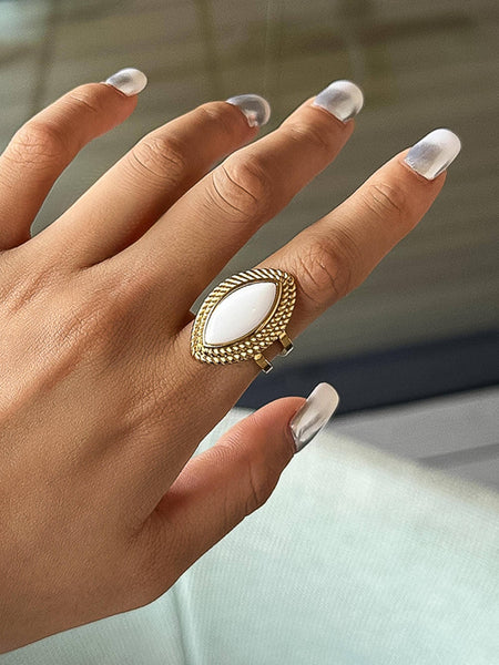 Charmelle 18K Gold Non-Tarnish Vintage Oval Stone Ring: White