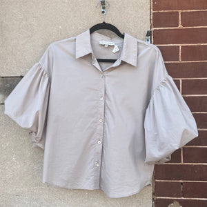 Sandy Puff Sleeve Button Up