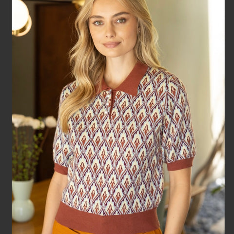 Abstract Collared Knit
