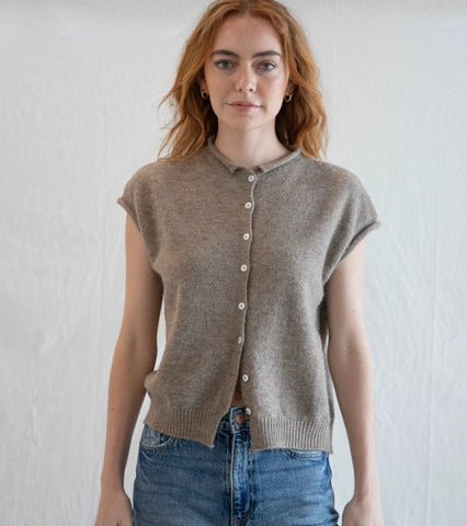 Piper Sweater Vest Mocha