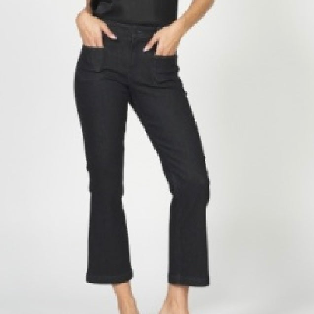 Jeanne Black Kick Flare