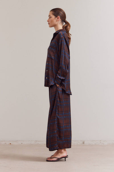 Coco Noir Button Up
