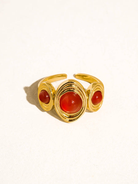 Veona 18K Gold Vintage Tri Stone Ring: Black